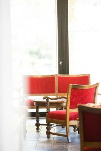 Hotel Logis H�tel Etchema�t�