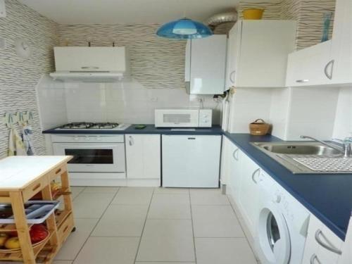 Rental Apartment Avenue Briand Face Pinede