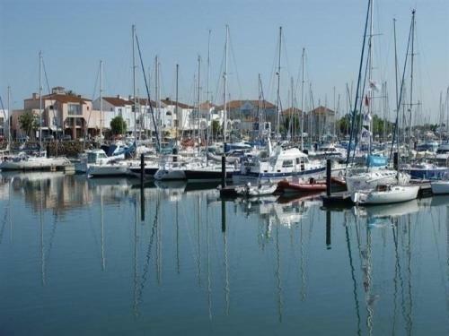 Rental Apartment Avenue Briand Face Pinede