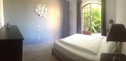 Hostal Les Quatre Saisons