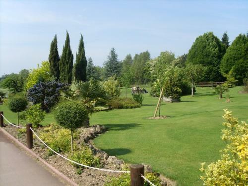 Hotel Abbaye Du Golf De L�signy
