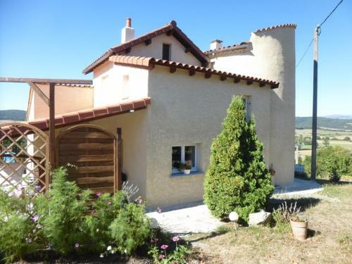 Hostal La Tour Aux Tilleuls