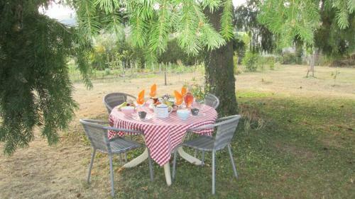 Hostal La Tour Aux Tilleuls