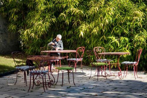 G�tes Les Deux Abbesses En Vert