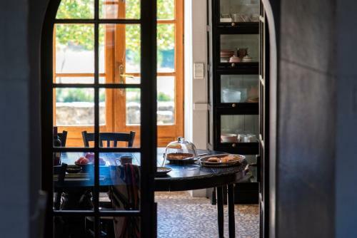 G�tes Les Deux Abbesses En Vert