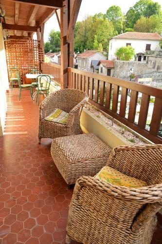 Les Olivier Pub, Brasserie Et B&B