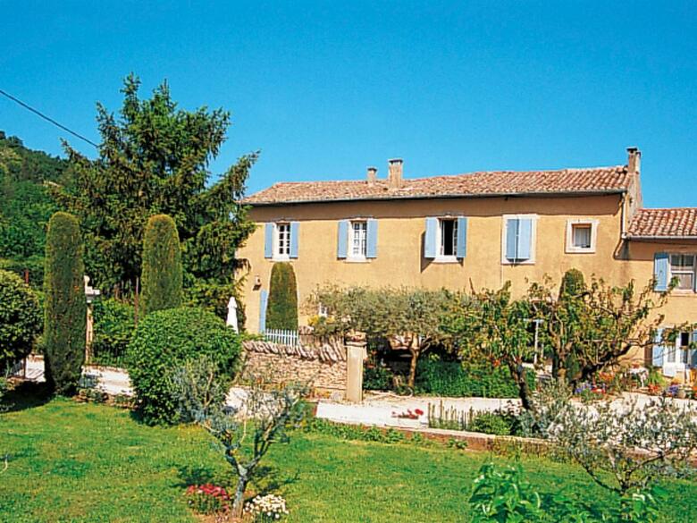 Holiday Home Les Vignes (mbe100)