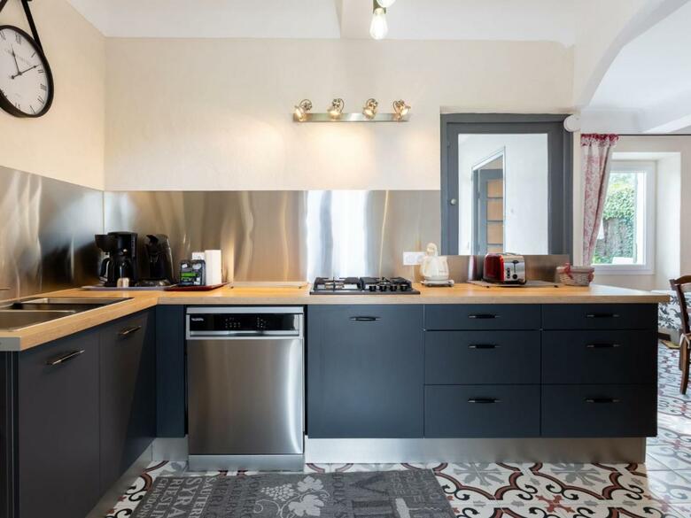 Holiday Home Les Vignes (mbe100)