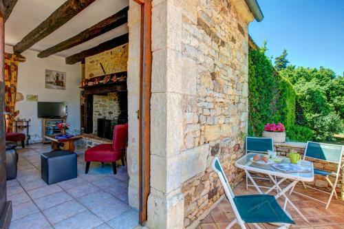Mespouille Villa Sleeps 4 Pool Wifi