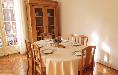 Two-bedroom Apartment In Mers-les-bains