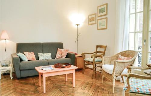 Two-bedroom Apartment In Mers-les-bains