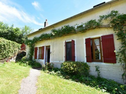 Quaint Farmhouse By The Forest In Mhere
