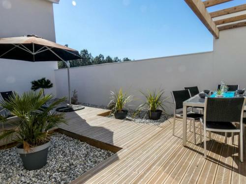 Apartment Les Patios De Flore