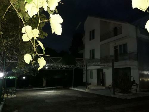 Hostal Guest House Niako