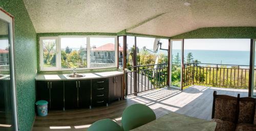 Hostal Irakli Guest House