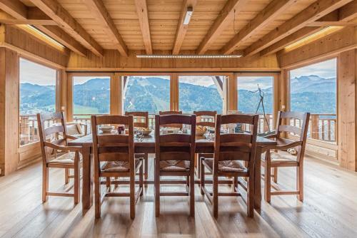 Omaroo Chalets Morzine - By Emerald Stay