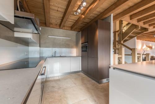 Omaroo Chalets Morzine - By Emerald Stay