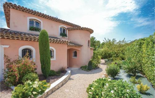 Studio Holiday Home In Peymeinade
