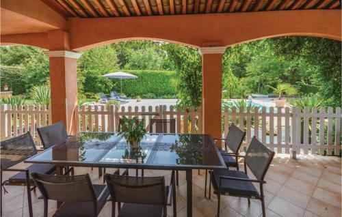 Studio Holiday Home In Peymeinade