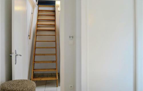 Two-bedroom Holiday Home In Pirou
