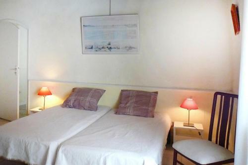 Holiday Home Pont-saint-esprit - Prv04031-f