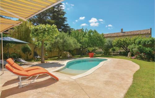 Three-bedroom Holiday Home In St-hilaire-d'ozlihan
