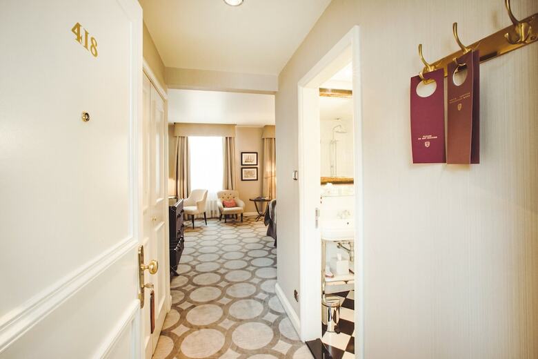 Hotel Grand Palace