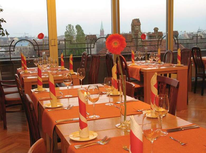 City Hotel Teater