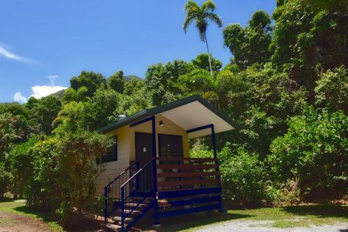 Thornton Beach Bungalows Daintree