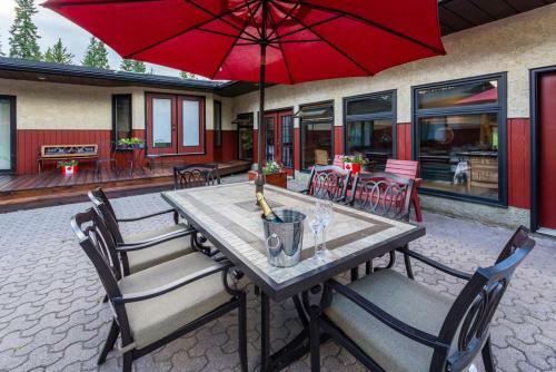Bed & Breakfast Rustlers Lodge