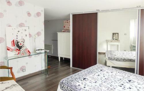 Two-bedroom Apartment In Sauvian