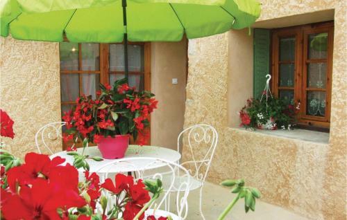 Three-bedroom Holiday Home In Sigoyer