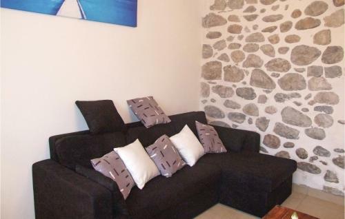 Three-bedroom Holiday Home In Sigoyer