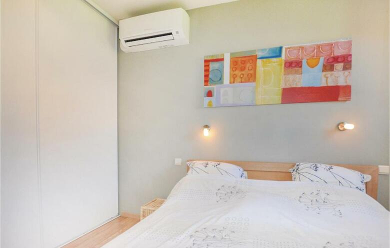 Four-bedroom Holiday Home In Villelongue