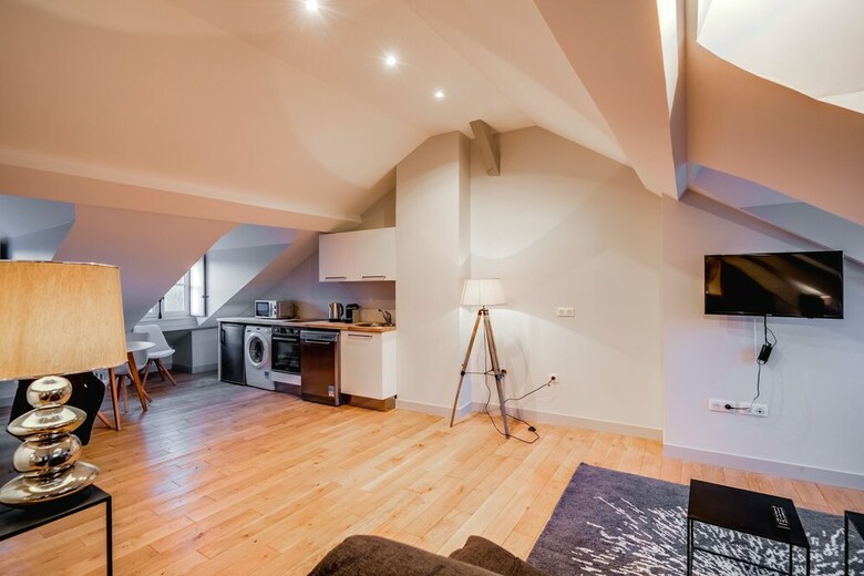 Aparthotel Apparts De L'oncle Louis
