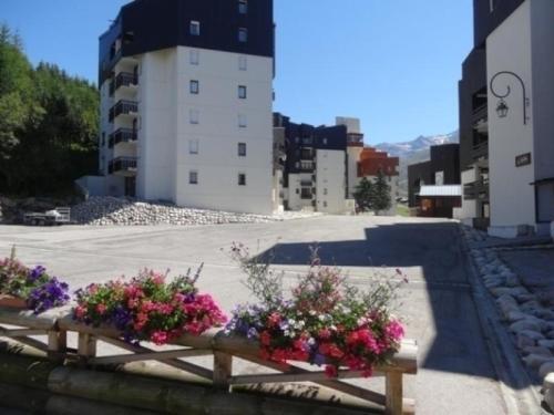 Apartment Gentianes 21