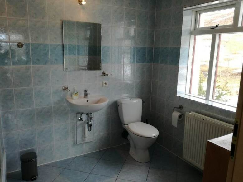 Hostal Guesthouse Storu-laugar