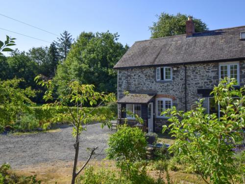 Holiday Home Bwthyn Angell