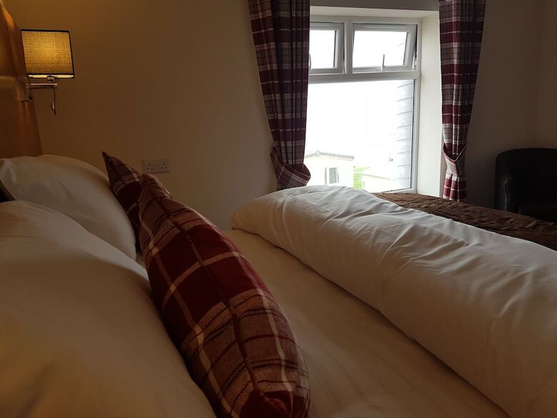 Hotel The Cliff Top Inn