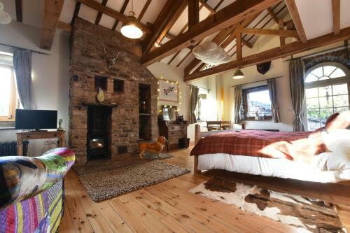 Bed & Breakfast Low Mill Guesthouse