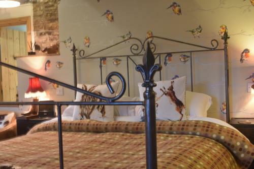 Bed & Breakfast Low Mill Guesthouse