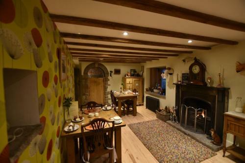 Bed & Breakfast Low Mill Guesthouse