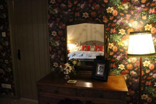 Haddon Grove Farm Cottages