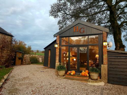 Haddon Grove Farm Cottages