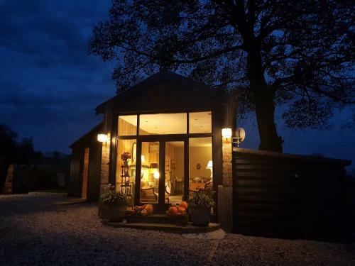 Haddon Grove Farm Cottages