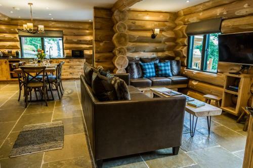 Cedar Lodge