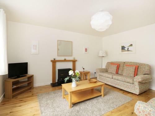 3 Angus Crescent, Ballachulish