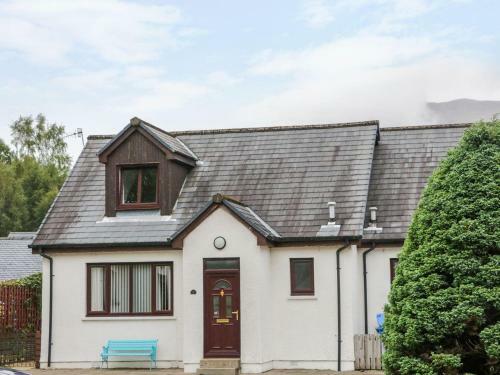 3 Angus Crescent, Ballachulish