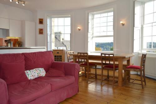 1 Bedroom Apartment In Central Bath