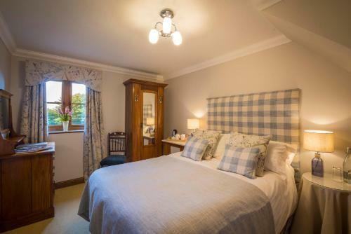 Copps Castle B&B
